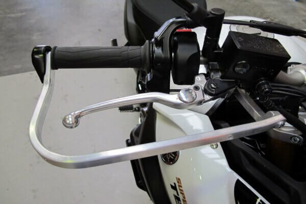 BarkbustersHardware Kit – Two Point Mount (BHG-053) YAMAHA XTZ1200E Super Tenere ('14 on)